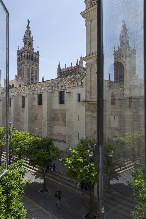 Apartamento Living By Cathedral Sevilla Eksteriør billede