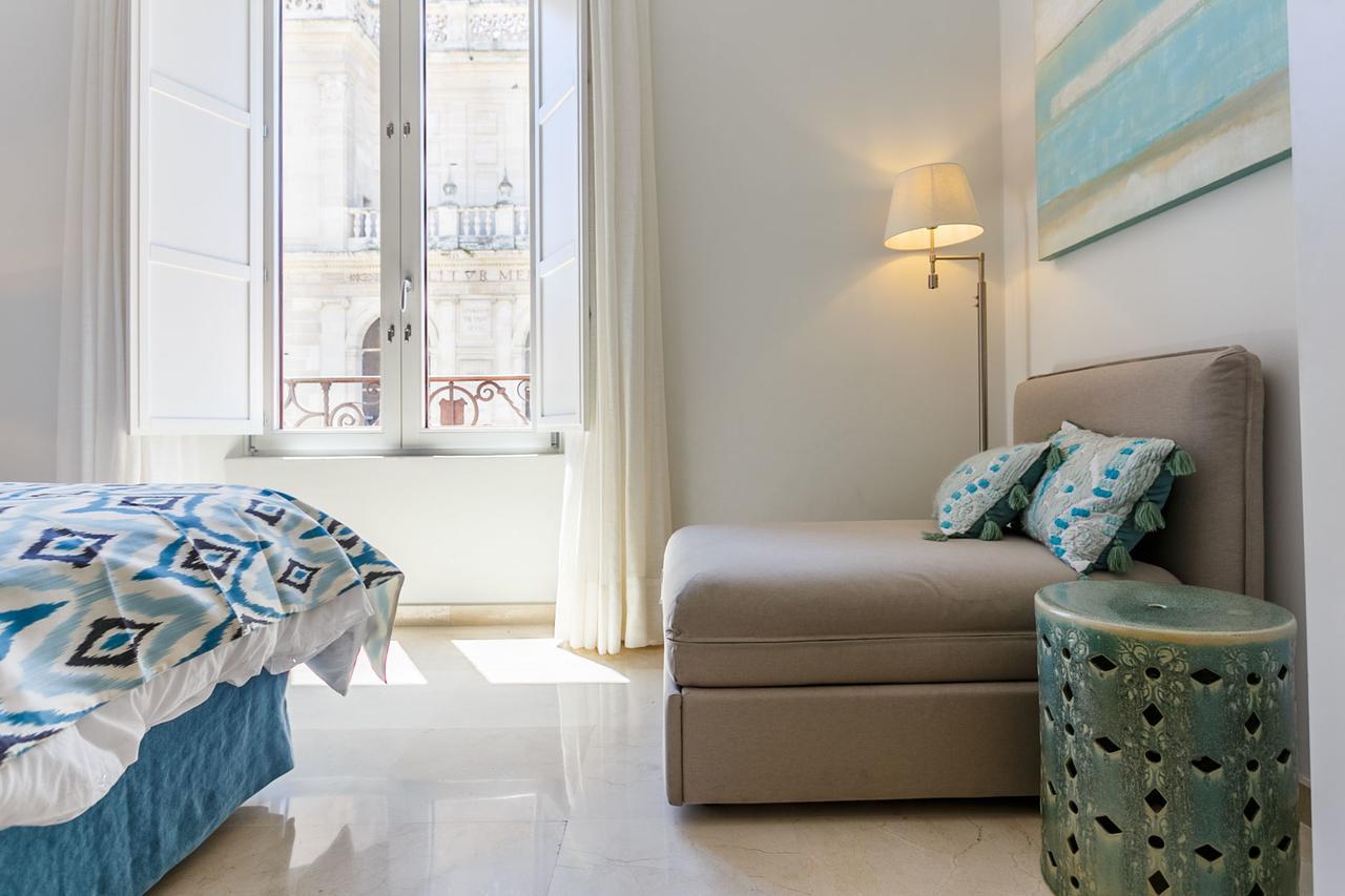 Apartamento Living By Cathedral Sevilla Eksteriør billede